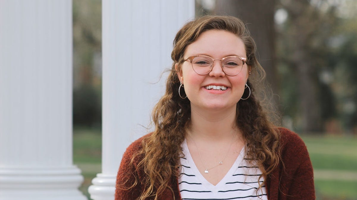 A headshot of Savannah Patterson.